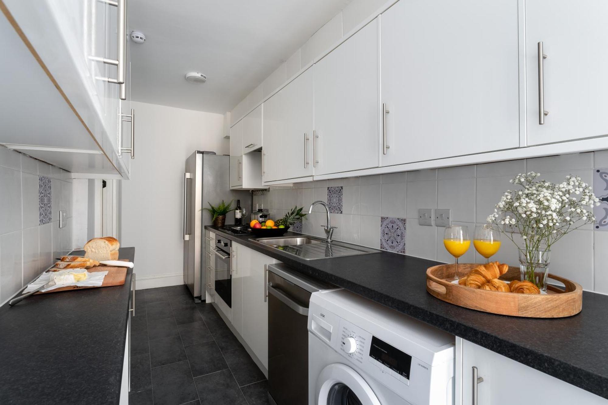 Near Beach, Torquay Heights Modern Apartments, Pet Friendly Zimmer foto