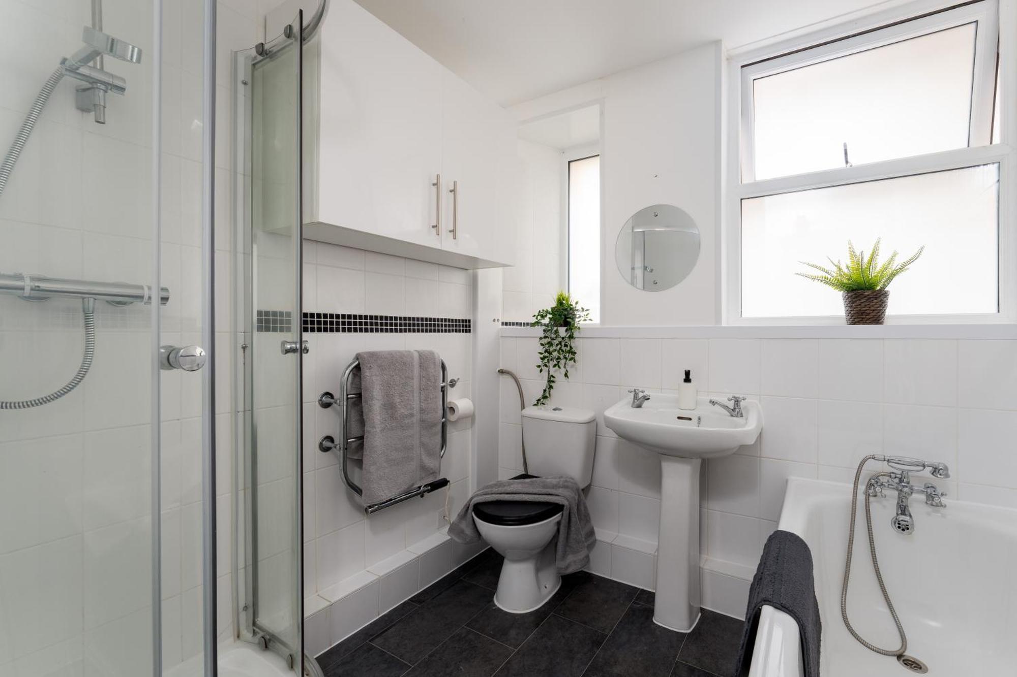 Near Beach, Torquay Heights Modern Apartments, Pet Friendly Zimmer foto